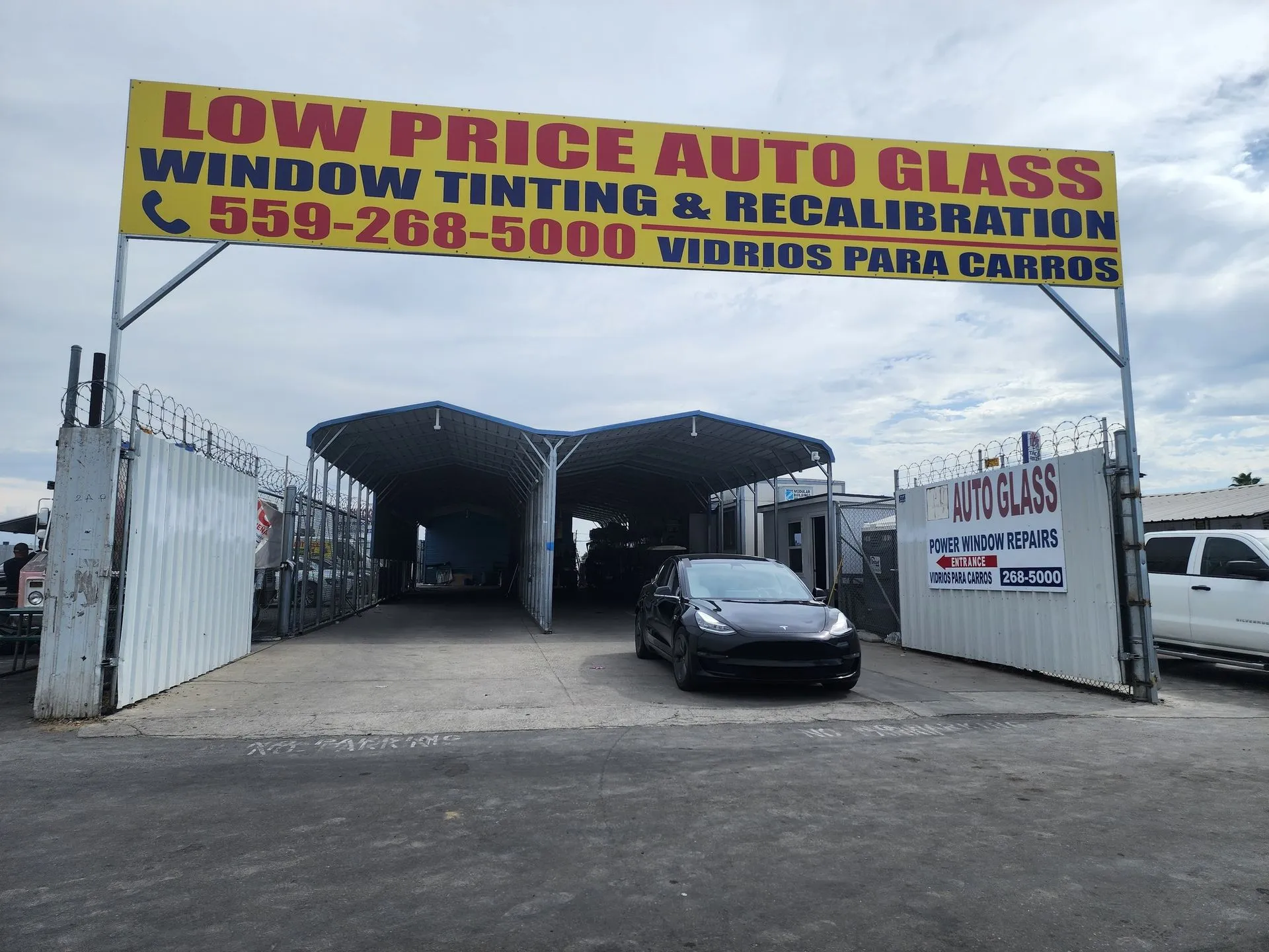 Low Price Auto Glass Repair & Replacement Services in Fresno, CA